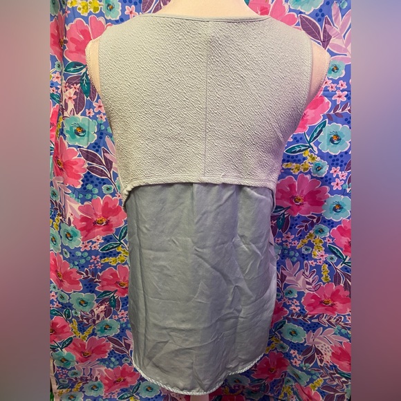 💕3 for $20💕 One of a kind Blouse - Picture 4 of 7